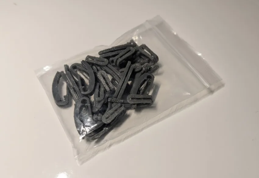 Curtain hooks for the VW T4 – Pack of 24