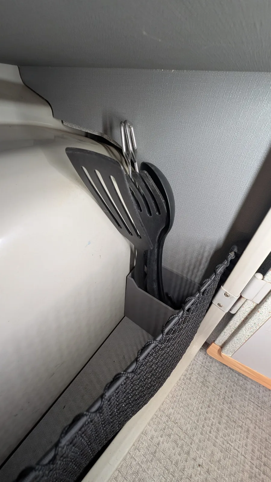 Bote organizador PETG para armario de utensilios largos